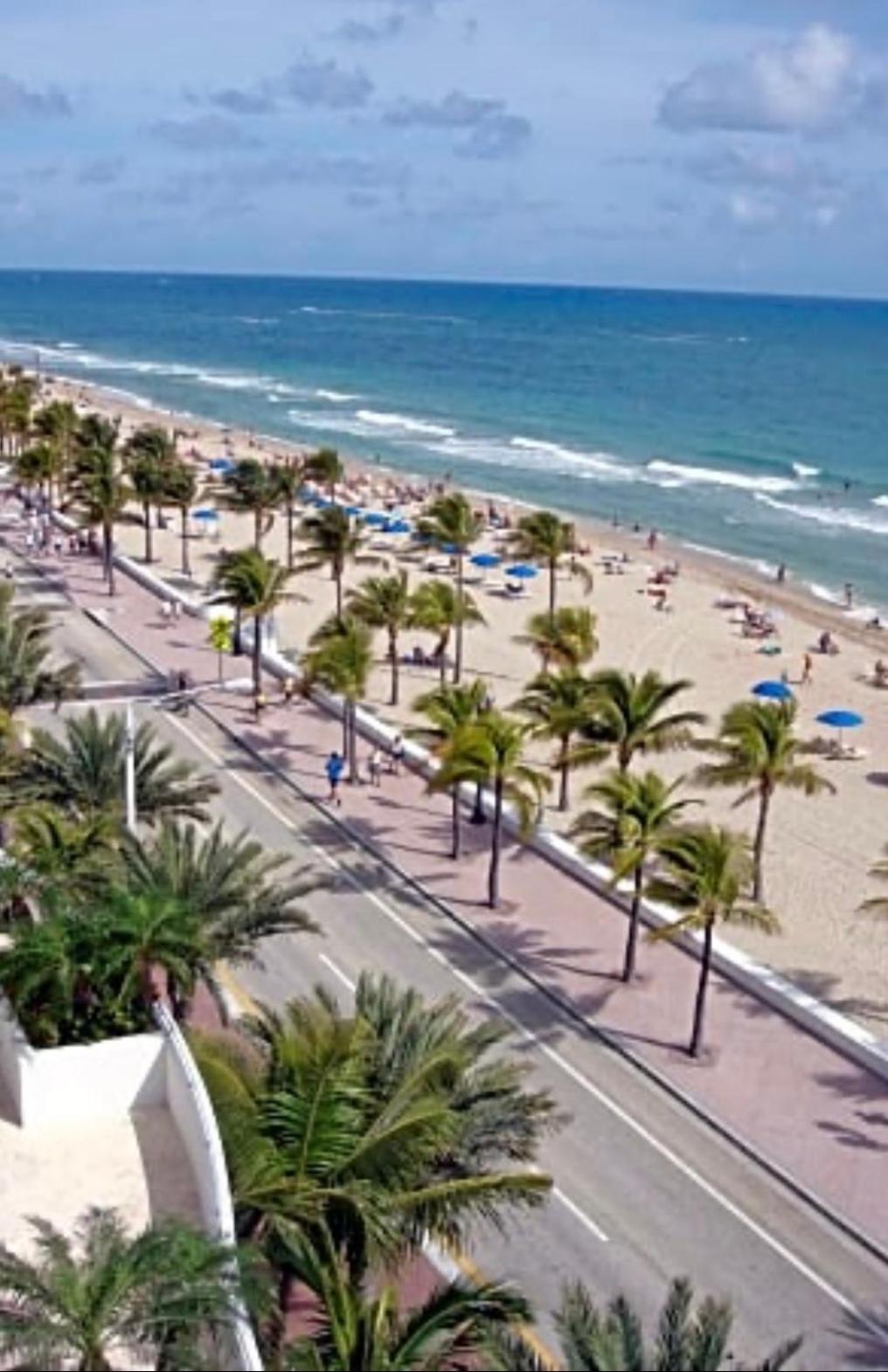 Galleryone Doubletree Hilton Gc Secret Blending Fort Lauderdale Exterior photo